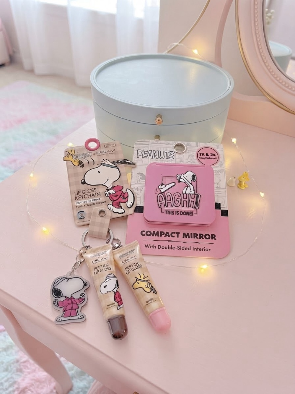 Peanuts Snoopy Pink & Cream Compact Mirror, Lip Gloss Tubes & Keychain Set